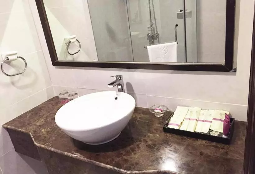 バルコニー付きスタンダードトリプルルーム, Ttc Hotel   Can Tho
