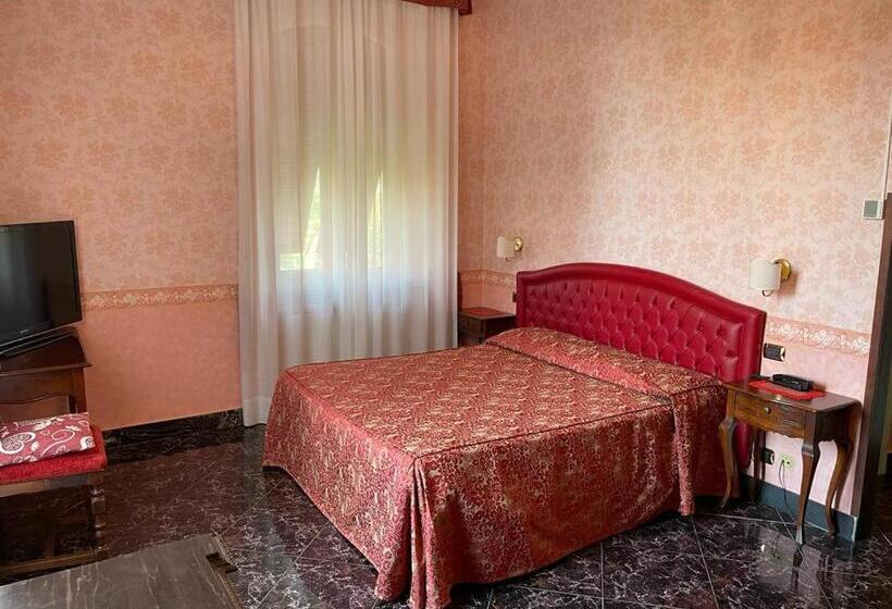 トリプルクラシックルーム, Villa Fieschi