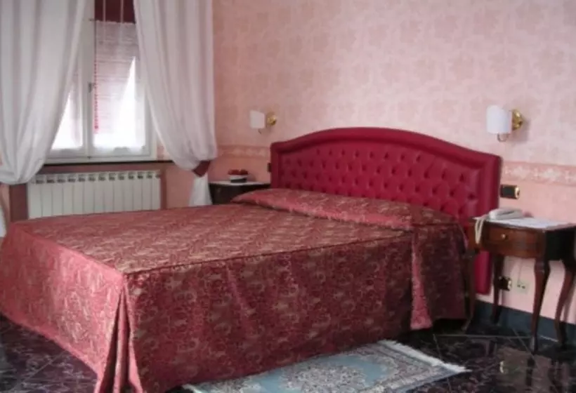اتاق کلاسیک, Villa Fieschi