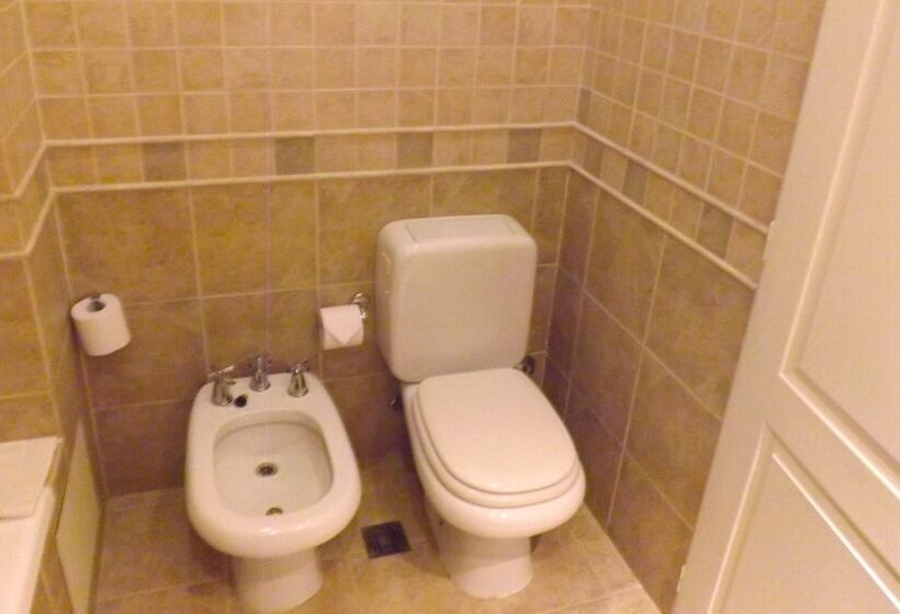 レイクビュースタンダードルーム, Xelena Hotel & Suites