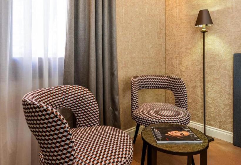 اتاق استاندارد, Acca Hotel