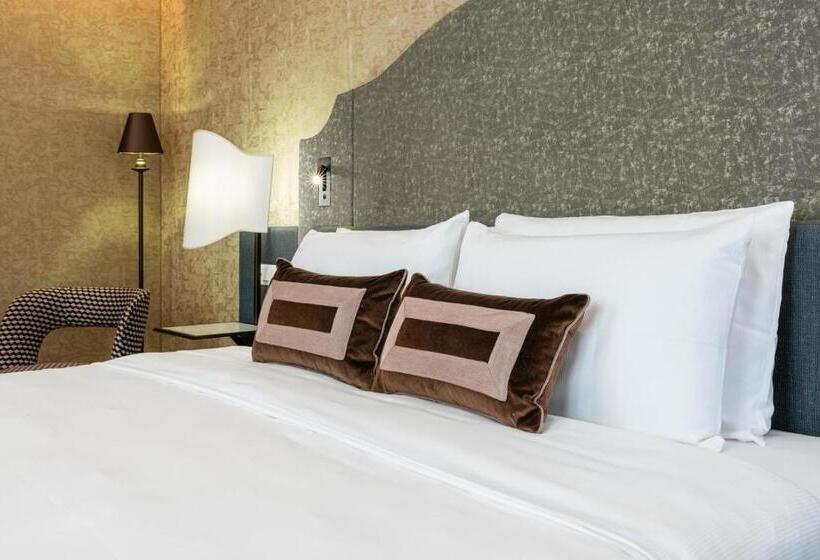 اتاق استاندارد, Acca Hotel