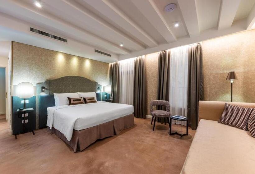 Junior Suite com Balcao, Acca Hotel