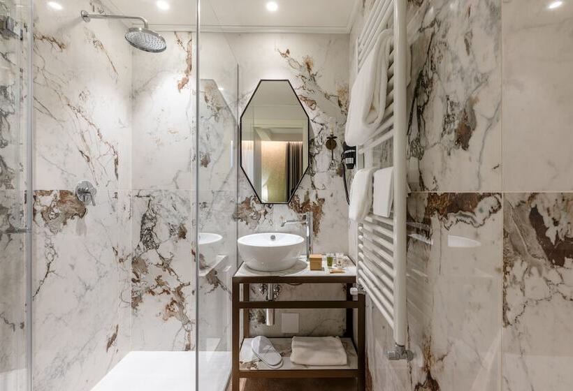 اتاق استاندارد یک نفره, Acca Hotel