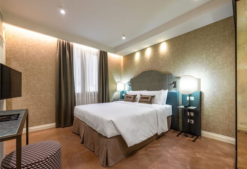 Quarto superior, Acca Hotel