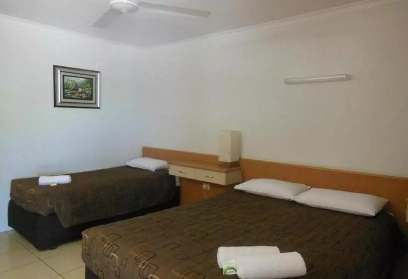 スーペリアールーム, Country Road Motel