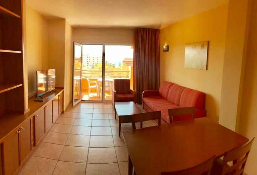 ２ベッドルームアパートメント, Arena Center