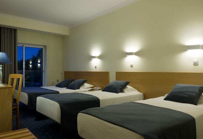 Семейный Номер, Cova Da Iria