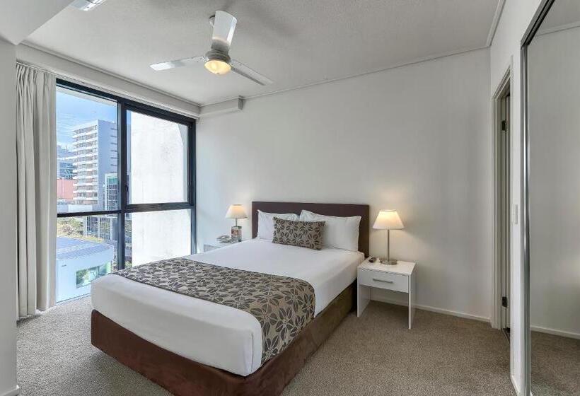 דירת חדר, Flynn Brisbane