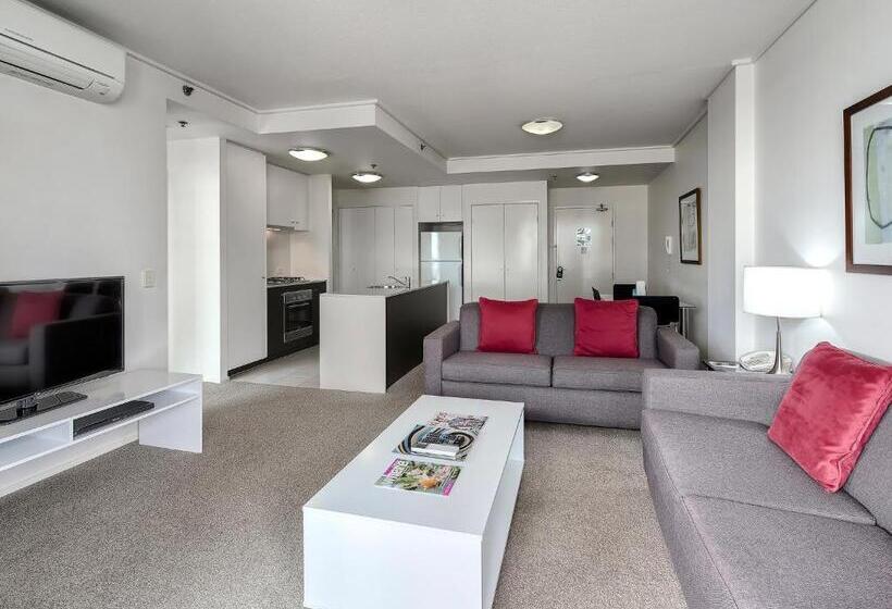 דירת שני חדרים, Flynn Brisbane