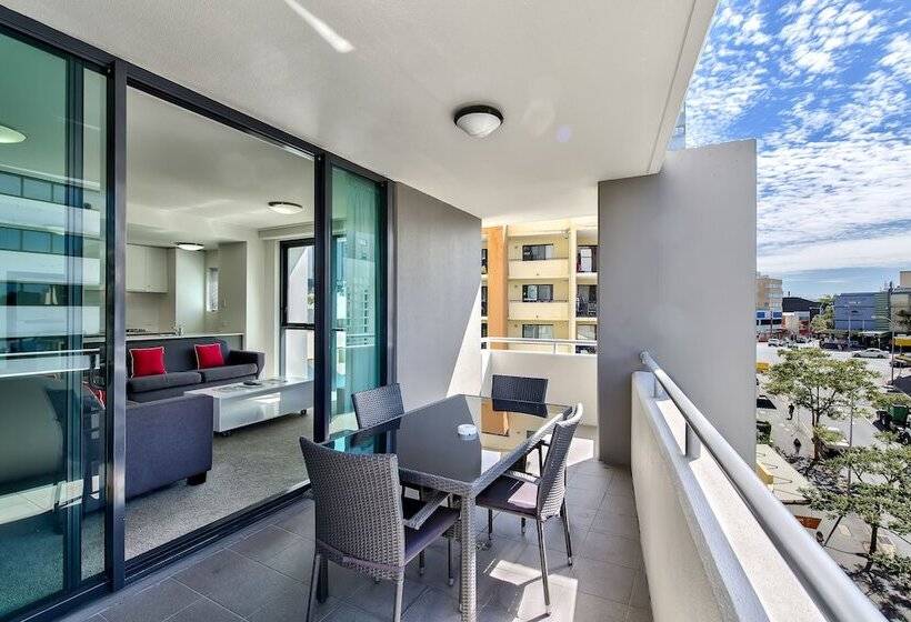 Апартаменты Ejecutiva 2 Спальни, Flynn Brisbane