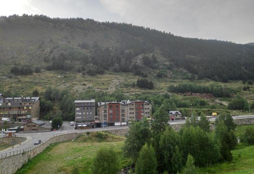 اتاق پریمیوم سه تخته, Wuau! Hotel Galanthus & Spa