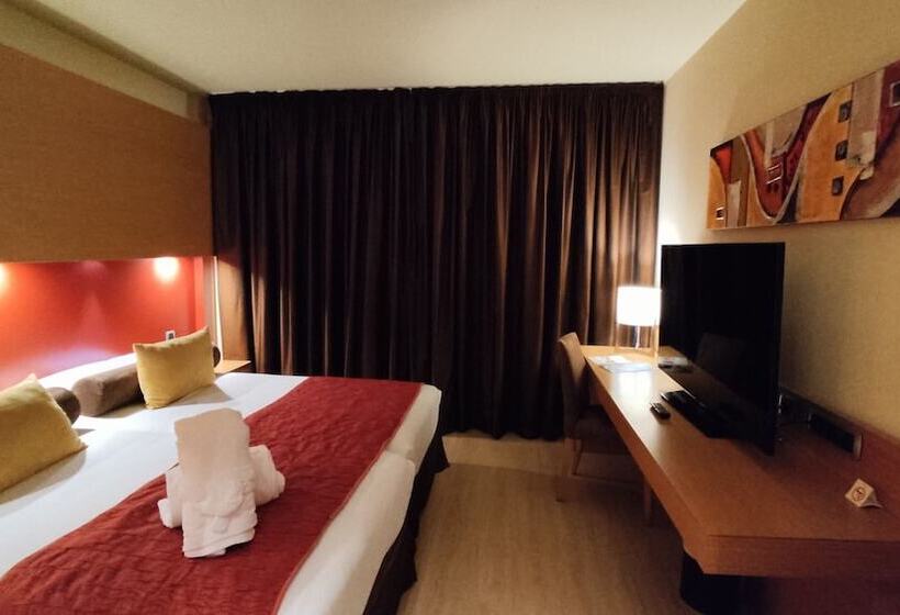 اتاق راحتی سه تخته, Wuau! Hotel Galanthus & Spa