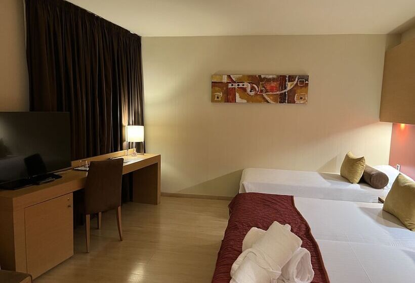 اتاق راحتی سه تخته, Wuau! Hotel Galanthus & Spa