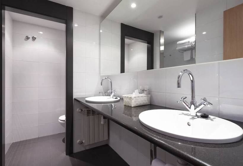 اتاق پریمیوم سه تخته, Wuau! Hotel Galanthus & Spa