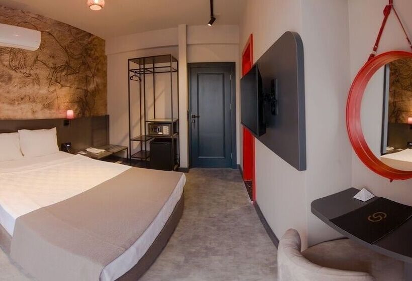 Standard Room, Golden Sun