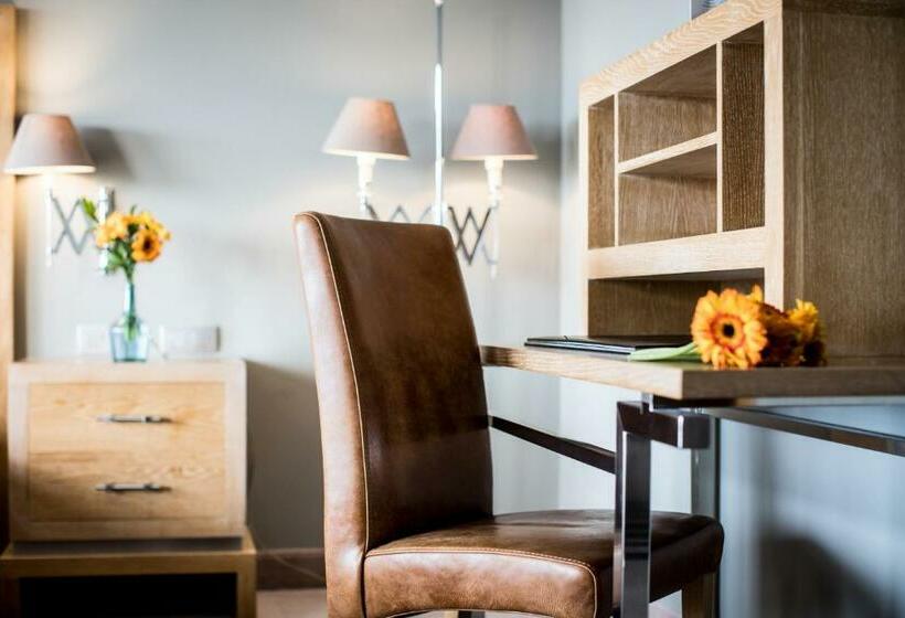 اتاق پرمیوم, Pazo Los Escudos Hotel Spa & Resort