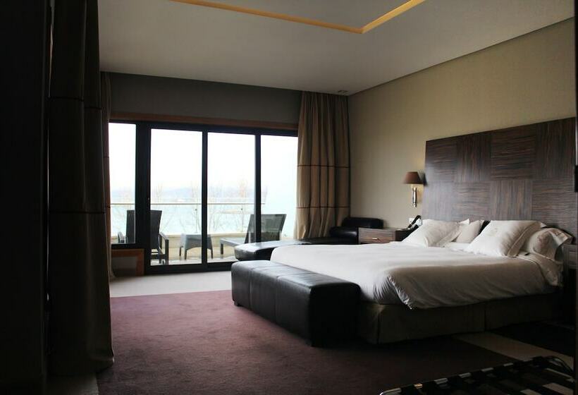 سوییت, Pazo Los Escudos Hotel Spa & Resort