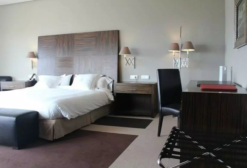 سوییت, Pazo Los Escudos Hotel Spa & Resort