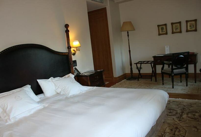 اتاق خانوادگی, Pazo Los Escudos Hotel Spa & Resort