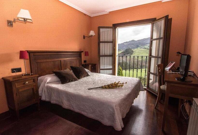 غرفة قياسية, Puerta Del Oriente