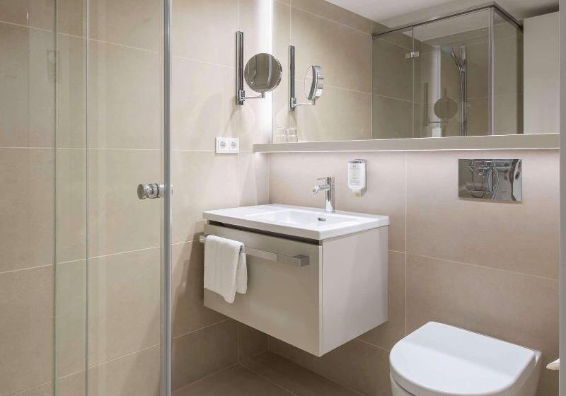 آپارتمان مدیریتی 2 خوابه, Quest Geelong