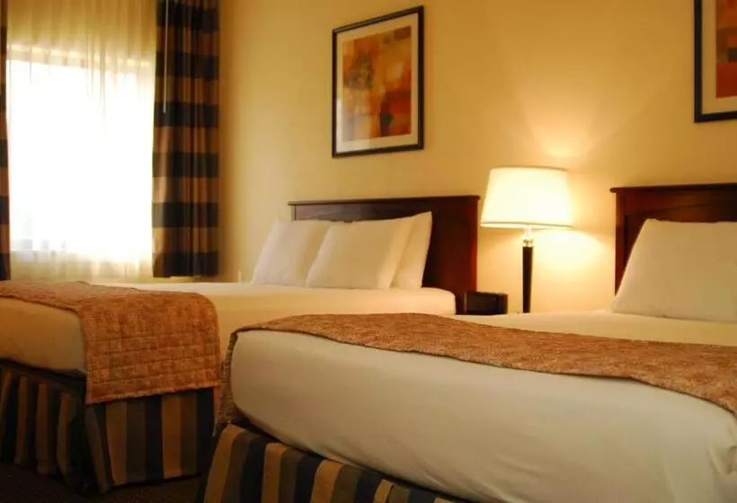 スイート, Ramada By Wyndham Bettendorf