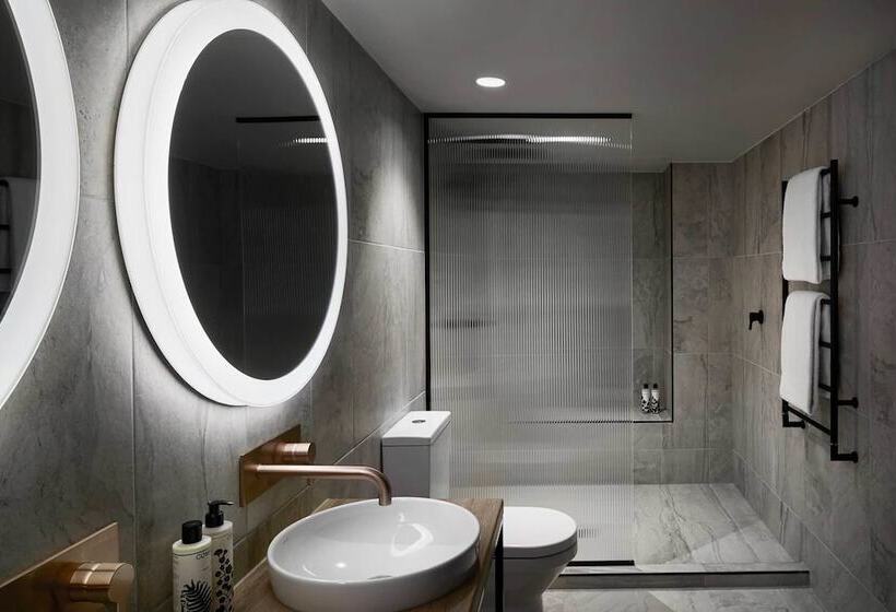 جناح, Zagame's House