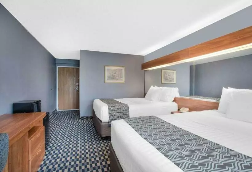 デラックススイート, Microtel Inn And Suites Dover