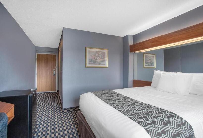 Номер Стандарт Адаптированный для Инвалидов, Microtel Inn And Suites Dover