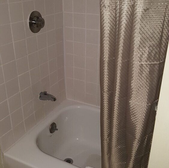 غرفة ديلوكس, Motel 6 oriskany, Ny