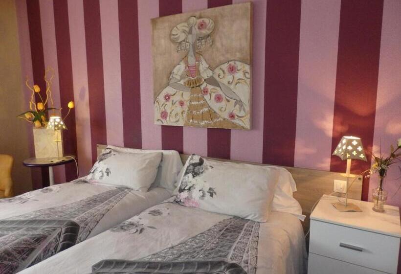 اتاق استاندارد با سرویس بهداشتی مشترک, Alojamientos Olga