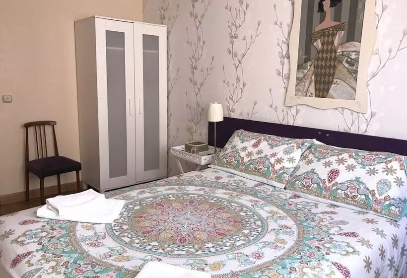 اتاق استاندارد با سرویس بهداشتی مشترک, Alojamientos Olga