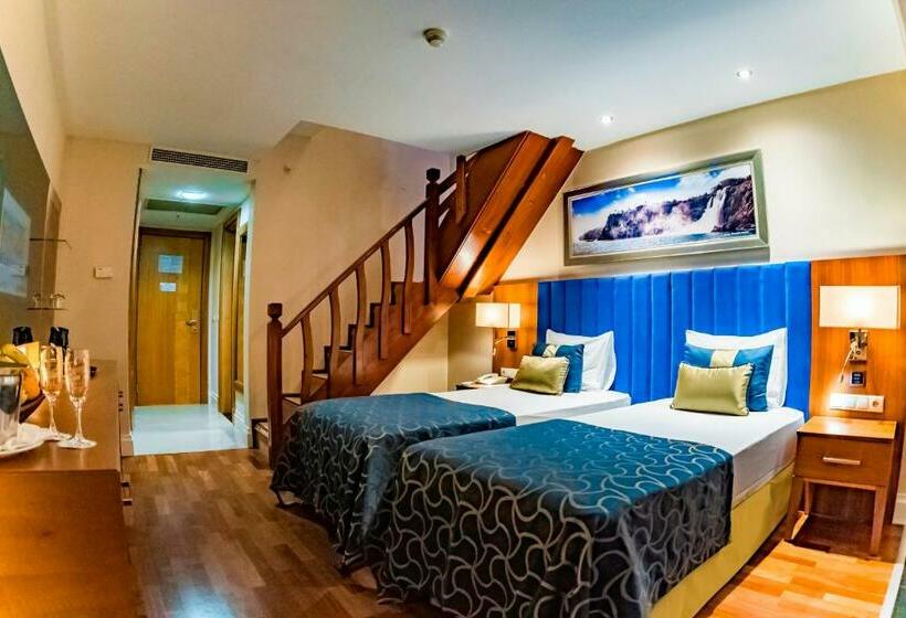 اتاق دوبلکس, Liberty Hotels Lara