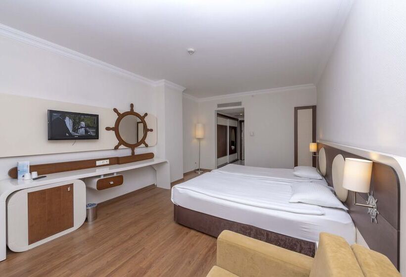 Quarto Familiar, Transatlantik Hotel & Spa