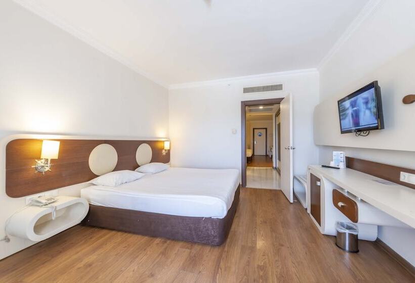 Quarto Familiar, Transatlantik Hotel & Spa