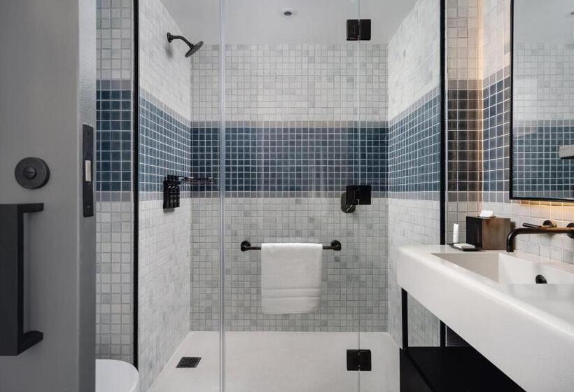 스탠다드 룸 킹사이즈 침대, Arlo Midtown