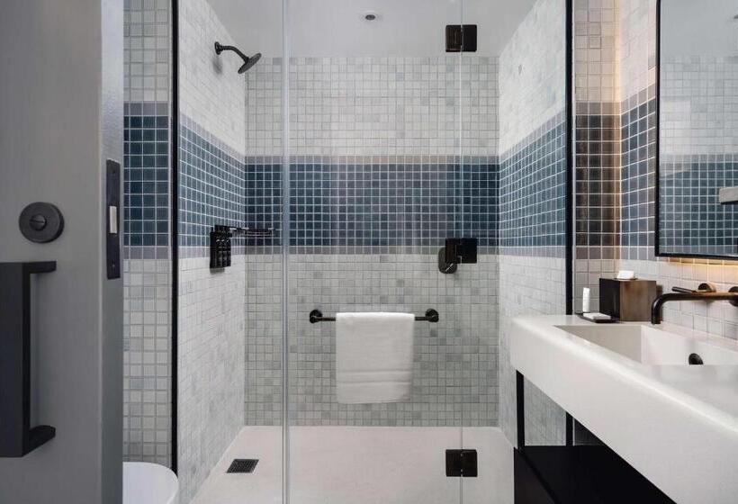 스탠다드 룸 킹사이즈 침대, Arlo Midtown