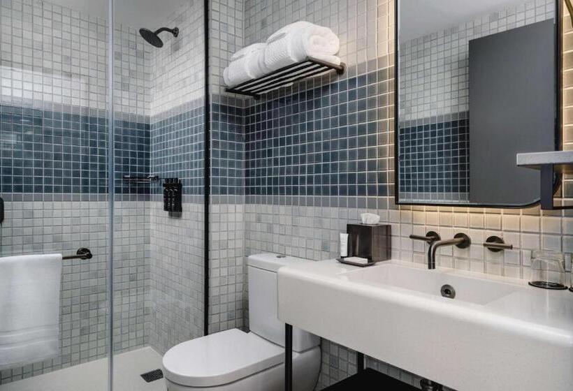 Quarto Estandar 2 Camas Casal, Arlo Midtown