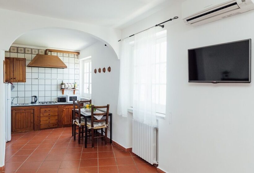 家庭工作室, Villa Carolina Country House
