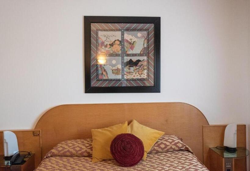 컴포트 룸, Castello Artemide Congressi