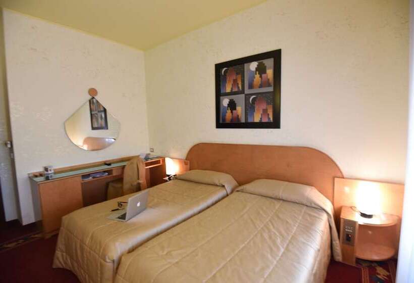 컴포트 룸, Castello Artemide Congressi