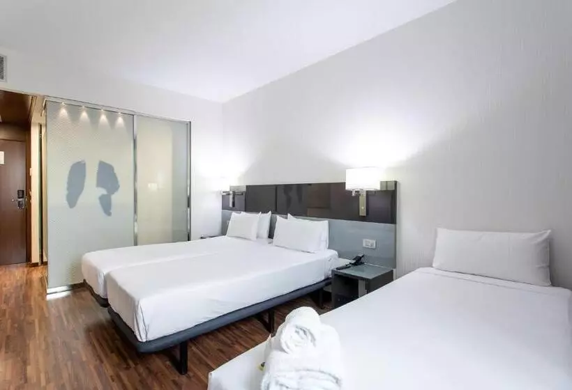 اتاق استاندارد سه نفره, Ciudad De Mostoles