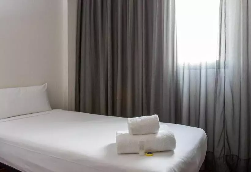 اتاق استاندارد سه نفره, Ciudad De Mostoles