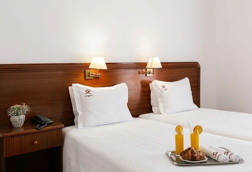 标准间, Comendador