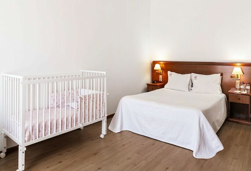 标准间, Comendador