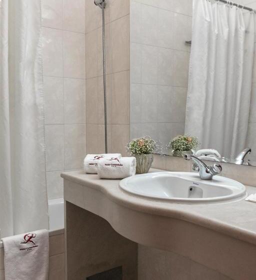 标准单人间, Comendador