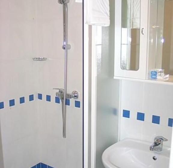 オーシャンビュースーペリアールーム, Glavović