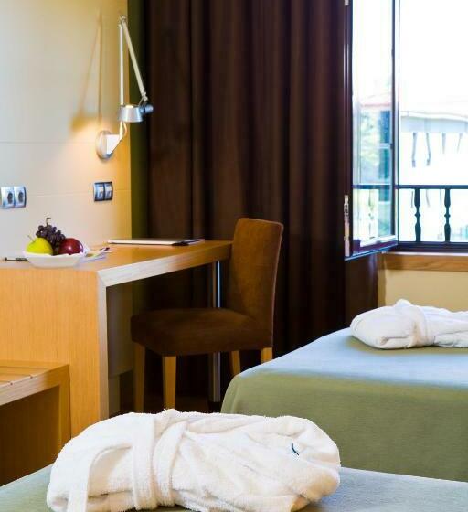 غرفة قياسية ثلاثية, Iberik Augas Santas Balneario & Golf