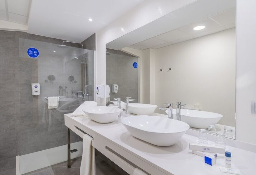 Номер Стандарт, Iberik Augas Santas Balneario & Golf